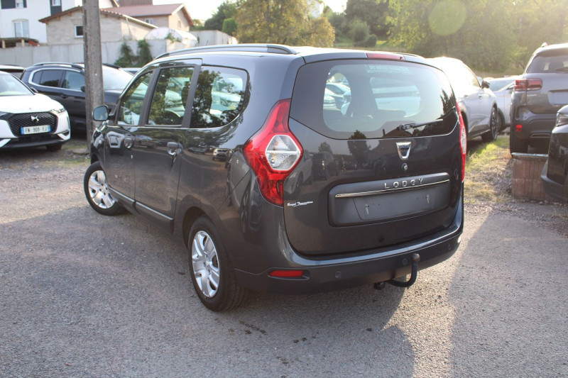 Photo 3 de l'offre de DACIA LODGY LAURÃATE DCI 95 CV 7 PLACES BOITE 6V GPS USB RÃGULATEUR BLUETOOTH CLIMAT  ABS à 15200€ chez Bougel transactions