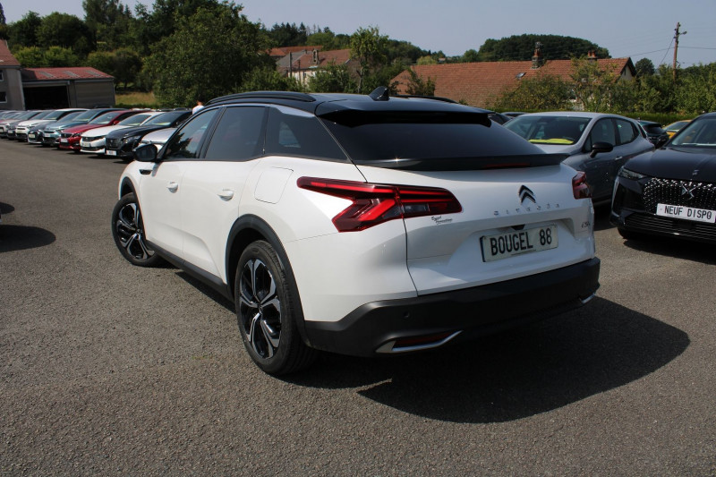 Photo 3 de l'offre de CITROEN C5 X HYBRIDE ETENSE 180CV RECHARGEABLE SHINE EAT8 BOITE AUTO GRAND GPS CUIR FULL LEDS à 26900€ chez Bougel transactions