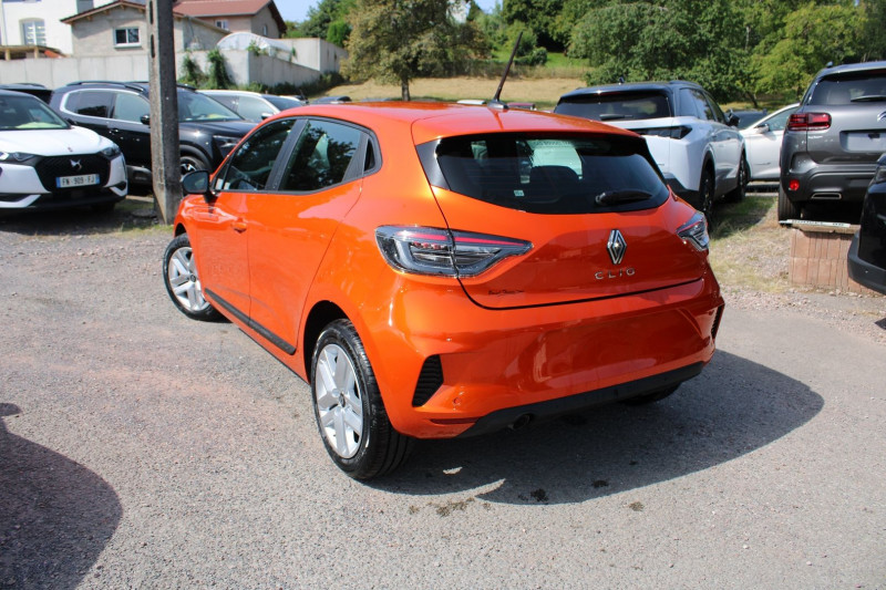 Photo 3 de l'offre de RENAULT CLIO VI EVOLUTION DIESEL BLUEDCI 100 CV BOITE 6V CAMÃRA USB GPS LINK BLUETOOTH FULL LEDS à 20900€ chez Bougel transactions
