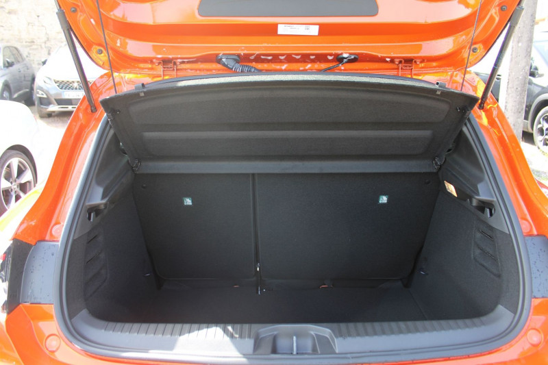 Photo 6 de l'offre de RENAULT CLIO VI EVOLUTION DIESEL BLUEDCI 100 CV BOITE 6V CAMÃRA USB GPS LINK BLUETOOTH FULL LEDS à 20900€ chez Bougel transactions