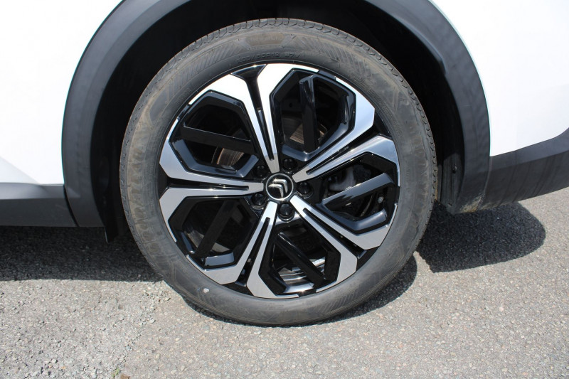 Photo 8 de l'offre de CITROEN C5 X HYBRIDE ETENSE 180CV RECHARGEABLE SHINE EAT8 BOITE AUTO GRAND GPS CUIR FULL LEDS à 26900€ chez Bougel transactions