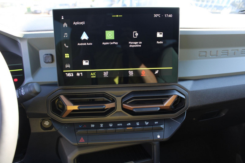 Photo 16 de l'offre de DACIA DUSTER VI EXTREME TCE 130 CV "4X4" GPS CARPLAY USB JA 17 MP3 CAMÃRA 360Â° FULL LED I-COKPIT à 28500€ chez Bougel transactions