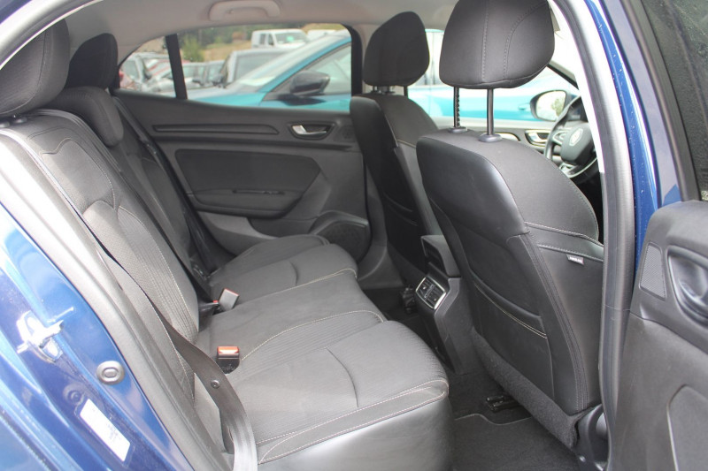Photo 10 de l'offre de RENAULT MEGANE 4 BUSINESS 1L5 BLUE DCI 95 CV GPS 3D R-LINK ATTELAGE RE JA 17 USB RADAR RÃGULATEUR à 10990€ chez Bougel transactions
