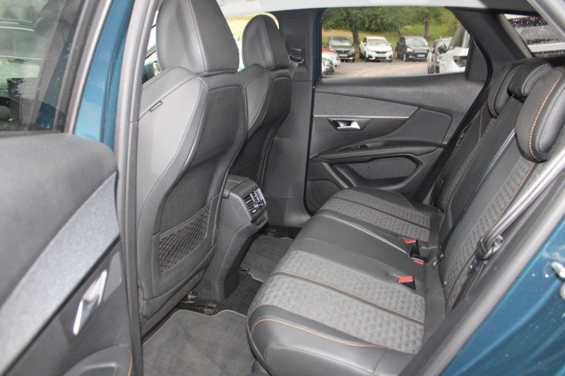 Photo 11 de l'offre de PEUGEOT 3008 PHASE 4 130 CV ROADTRIP GPS 3D CAMÃRA USB JA 18 I-COKPIT FULL LED BLUETOOTH RÃGULATEUR à 15900€ chez Bougel transactions