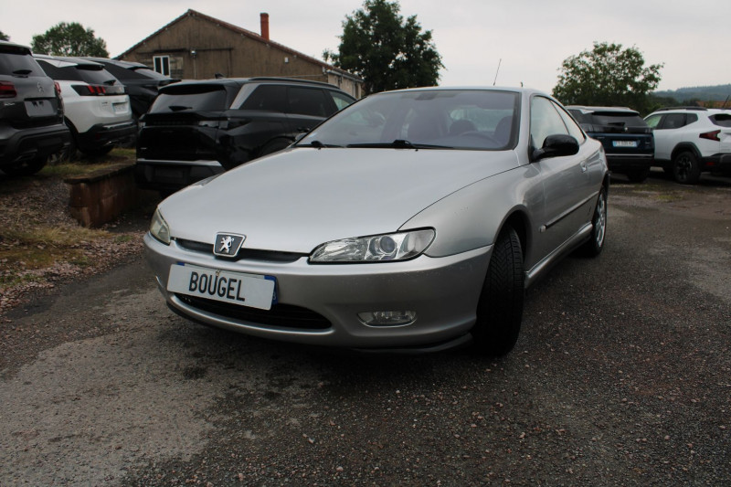 Photo 4 de l'offre de PEUGEOT 406 COUPE 2L2 HDI 136 CV PACK CUIR CHAUFFANT CLIM AUTO JA 16 MÃTAL RÃGULATEUR ORDI DE BORD à 9990€ chez Bougel transactions