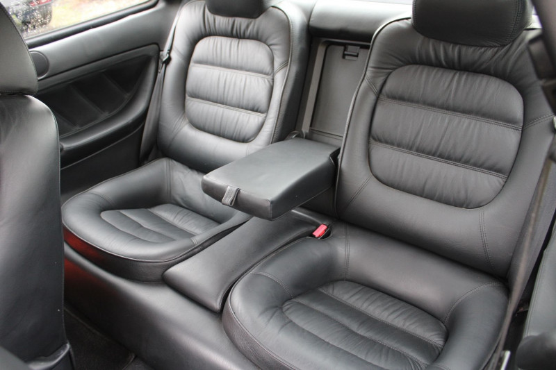 Photo 10 de l'offre de PEUGEOT 406 COUPE 2L2 HDI 136 CV PACK CUIR CHAUFFANT CLIM AUTO JA 16 MÃTAL RÃGULATEUR ORDI DE BORD à 9990€ chez Bougel transactions