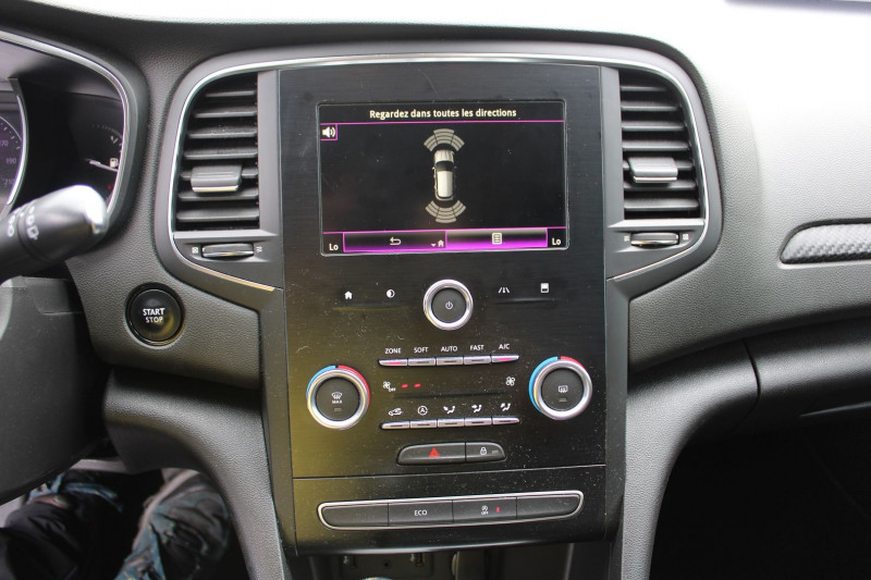 Photo 13 de l'offre de RENAULT MEGANE 4 BUSINESS 1L5 BLUE DCI 95 CV GPS 3D R-LINK ATTELAGE RE JA 17 USB RADAR RÃGULATEUR à 10990€ chez Bougel transactions