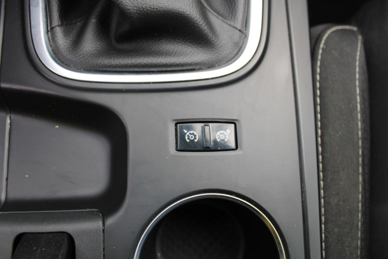 Photo 14 de l'offre de RENAULT MEGANE 4 BUSINESS 1L5 BLUE DCI 95 CV GPS 3D R-LINK ATTELAGE RE JA 17 USB RADAR RÃGULATEUR à 10990€ chez Bougel transactions