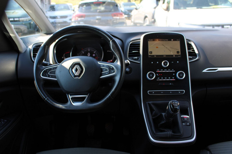Photo 9 de l'offre de RENAULT SCENIC 4 BUSINESS 1L5 DCI 110 CV GPS 3D TACTILE CLIM AUDIO USB RADAR BLUETOOTH RÃGULATEUR à 10990€ chez Bougel transactions