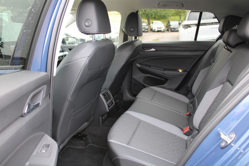 Photo 9 de l'offre de VOLKSWAGEN GOLF 8 GOAL 2L TDI 150 CV GPS 3D CAMÃRA USB ATTELAGE I-COKPIT FULL LED BOITE AUTO DSG-7 à 30800€ chez Bougel transactions
