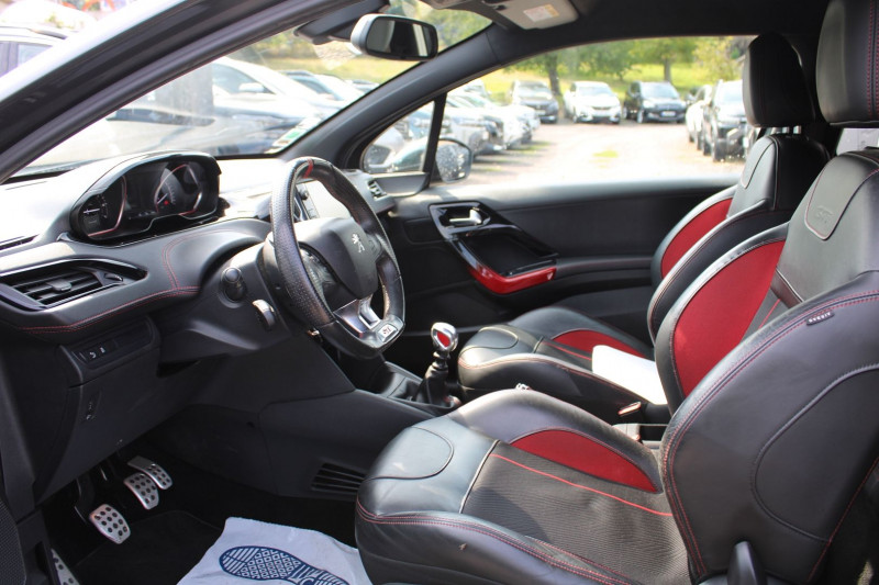 Photo 8 de l'offre de PEUGEOT 208 1.6 THP 200CH GTI 3P à 12500€ chez Bougel transactions