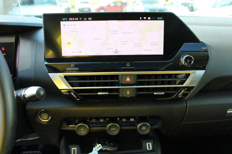 Photo 12 de l'offre de CITROEN C4 X MAX 130 CV GPS 3D CAMÃRA JA 18 TOIT PANO USB FULL LED I-COKPIT BOITE AUTO EAT-8 à 19990€ chez Bougel transactions