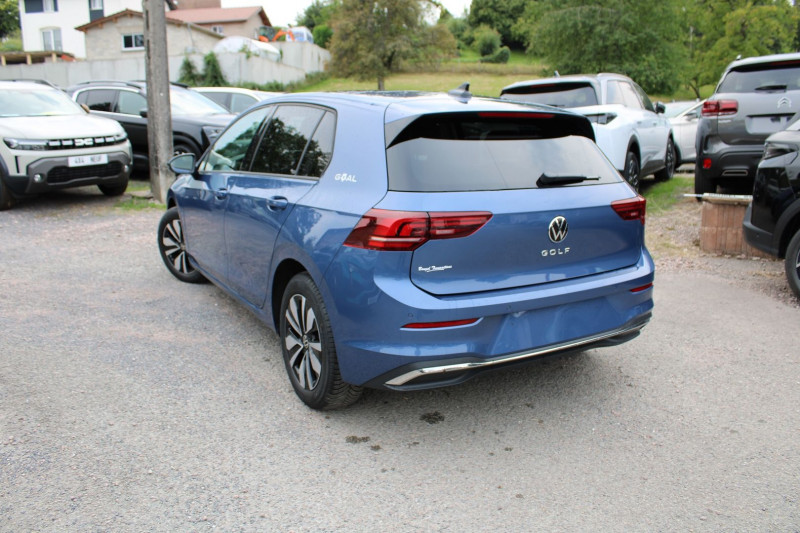 Photo 3 de l'offre de VOLKSWAGEN GOLF 8 GOAL 2L TDI 150 CV GPS 3D CAMÃRA USB ATTELAGE I-COKPIT FULL LED BOITE AUTO DSG-7 à 30800€ chez Bougel transactions