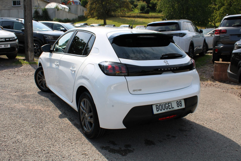 Photo 3 de l'offre de PEUGEOT 208 III ACTIVE PACK 75 CV ESSENCE GPS 3D USB LEDS JA 16 ABS RÃGULATEUR BLUETOOTH CLIM à 12500€ chez Bougel transactions