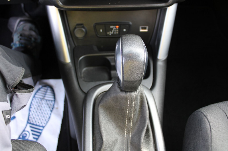 Photo 13 de l'offre de CITROEN C3 AIRCROSS FEEL BUSINESS 110 CV ESSENCE GPS 3D RADAR BLUETOOTH RÃGULATEUR BOITE AUTO EAT-6 à 11500€ chez Bougel transactions