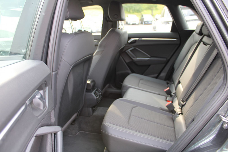 Photo 10 de l'offre de AUDI Q3 SPORTBACK S-LINE 35 TFSI 150 CV GPS 3D CAMÃRA RÃGULATEUR FULL LED USB JA 18 BOITE S-TRONIC à 27990€ chez Bougel transactions