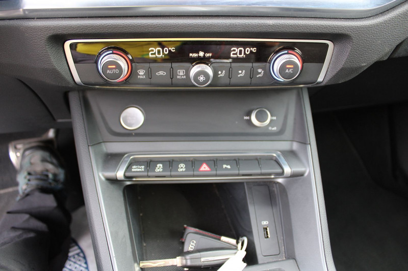 Photo 14 de l'offre de AUDI Q3 SPORTBACK S-LINE 35 TFSI 150 CV GPS 3D CAMÃRA RÃGULATEUR FULL LED USB JA 18 BOITE S-TRONIC à 27990€ chez Bougel transactions