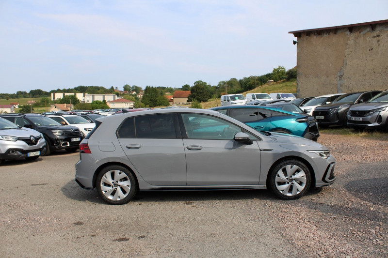 Photo 6 de l'offre de VOLKSWAGEN GOLF 8 R-LINE 2L TDI 150 CV GPS 3D CAMÃRA I-COKPIT FULL LED PACK HIVER BOITE AUTO DSG-7 à 33990€ chez Bougel transactions