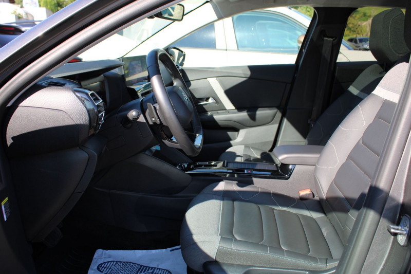 Photo 8 de l'offre de CITROEN C4 X MAX 130 CV GPS 3D CAMÃRA JA 18 TOIT PANO USB FULL LED I-COKPIT BOITE AUTO EAT-8 à 19990€ chez Bougel transactions