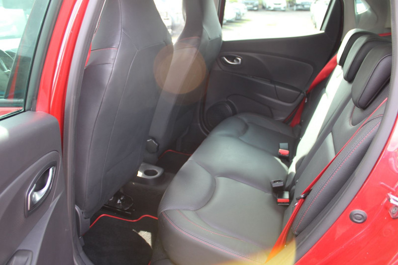 Photo 9 de l'offre de RENAULT CLIO 4 1.6 T 220CH ENERGY RS TROPHY EDC EURO6 2015 à 17990€ chez Bougel transactions
