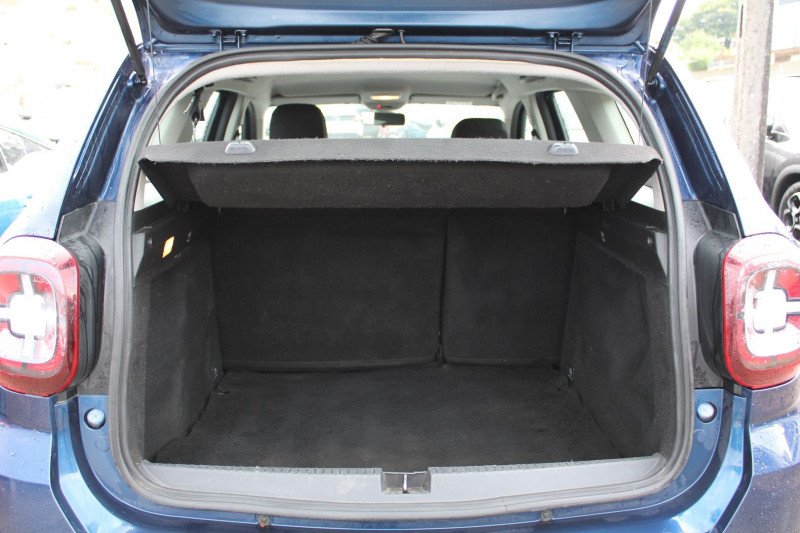 Photo 6 de l'offre de DACIA DUSTER III ESSENTIAL 1L5 DCI CLIM ATTELAGE AUDIO MP3 USB BLUETOOTH RÃGULATEUR ROUE SECOURS à 8990€ chez Bougel transactions