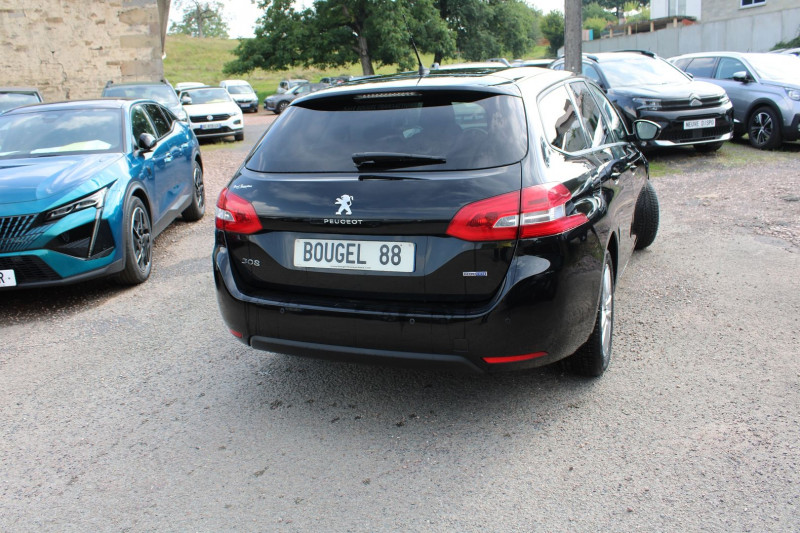 Photo 2 de l'offre de PEUGEOT 308 III SW ACTIVE 1L6 BLUE HDI 120 CV GPS 3D PK HIVER USB JA 16 RADAR BLUETOOTH RÃGULATEUR à 6500€ chez Bougel transactions