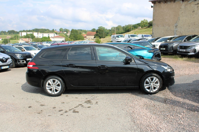 Photo 5 de l'offre de PEUGEOT 308 III SW ACTIVE 1L6 BLUE HDI 120 CV GPS 3D PK HIVER USB JA 16 RADAR BLUETOOTH RÃGULATEUR à 6500€ chez Bougel transactions