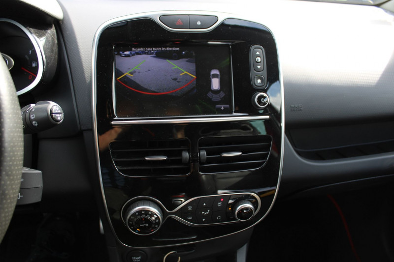 Photo 14 de l'offre de RENAULT CLIO 4 1.6 T 220CH ENERGY RS TROPHY EDC EURO6 2015 à 17990€ chez Bougel transactions
