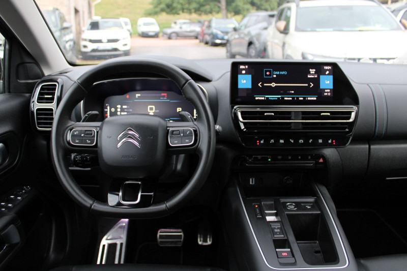 Photo 11 de l'offre de CITROEN C5 AIRCROSS II SHINE BLUE HDI 130 CV GPS 3D CAMÃRA USB JA 18 I-COKPIT FULL LED BOITE AUTO EAT-8 à 25990€ chez Bougel transactions