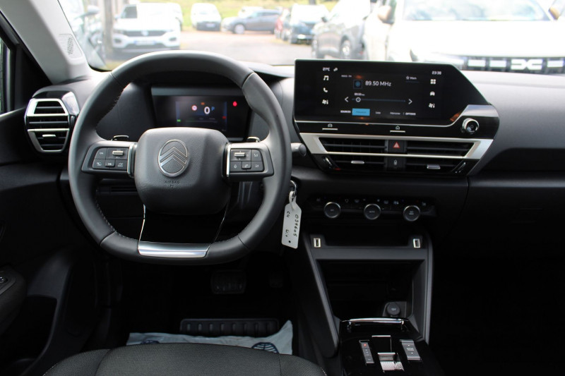 Photo 9 de l'offre de CITROEN C4 PHASE 5 PLUS 145 CV HYBRIDE GPS CARPLAY CAMÃRA RE USB I-COKPIT FULL LED BOITE AUTO DCS-6 à 23990€ chez Bougel transactions