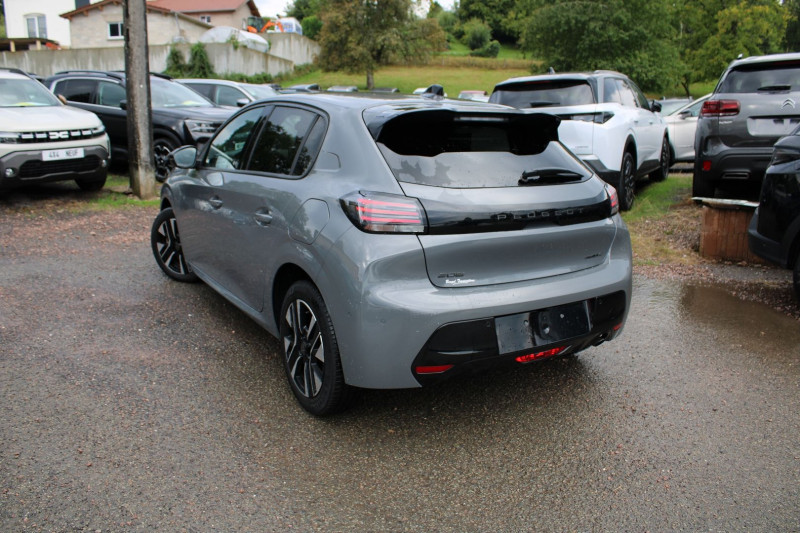 Photo 3 de l'offre de PEUGEOT 208 PHASE 4 ALLURE 100 CV HYBRIDE GPS 3D CAMÃRA USB JA 16 I-COKPIT FULL LED BOITE AUTO DSC-6 à 19990€ chez Bougel transactions