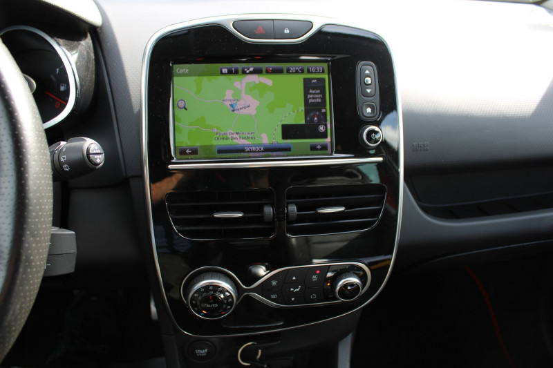 Photo 13 de l'offre de RENAULT CLIO 4 1.6 T 220CH ENERGY RS TROPHY EDC EURO6 2015 à 17990€ chez Bougel transactions