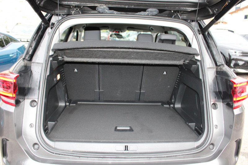 Photo 6 de l'offre de CITROEN C5 AIRCROSS II SHINE BLUE HDI 130 CV GPS 3D CAMÃRA USB JA 18 I-COKPIT FULL LED BOITE AUTO EAT-8 à 25990€ chez Bougel transactions