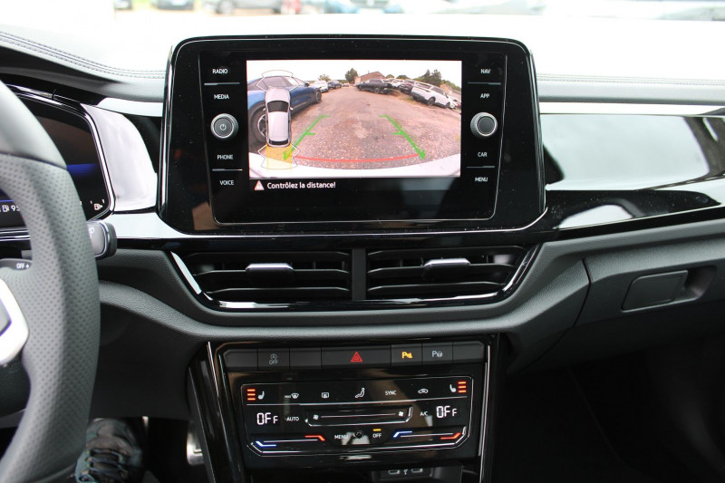 Photo 15 de l'offre de VOLKSWAGEN T-ROC 2L TDI 150 CV R-LINE DSG7 BOITE AUTO CAMÃRA GPS USB FULL LEDS MI CUIR JANTES 18 à 37900€ chez Bougel transactions