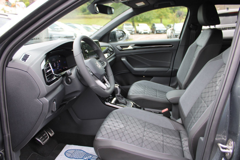 Photo 8 de l'offre de VOLKSWAGEN T-ROC 2L TDI 150 CV R-LINE DSG7 BOITE AUTO CAMÃRA GPS USB FULL LEDS MI CUIR JANTES 18 à 37900€ chez Bougel transactions