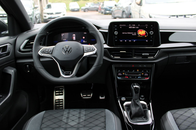 Photo 11 de l'offre de VOLKSWAGEN T-ROC 2L TDI 150 CV R-LINE DSG7 BOITE AUTO CAMÃRA GPS USB FULL LEDS MI CUIR JANTES 18 à 37900€ chez Bougel transactions