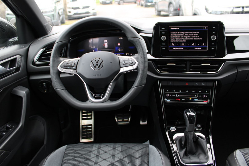 Photo 11 de l'offre de VOLKSWAGEN T-ROC 2L TDI 150 CV R-LINE DSG7 BOITE AUTO CAMÃRA GPS USB FULL LEDS MI CUIR JANTES 18 à 37900€ chez Bougel transactions