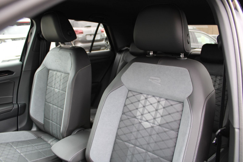 Photo 9 de l'offre de VOLKSWAGEN T-ROC 2L TDI 150 CV R-LINE DSG7 BOITE AUTO CAMÃRA GPS USB FULL LEDS MI CUIR JANTES 18 à 37900€ chez Bougel transactions