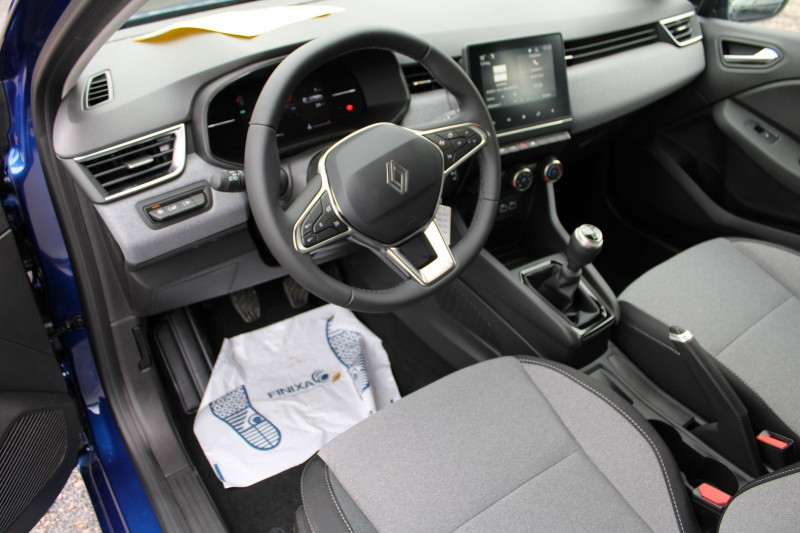 Photo 7 de l'offre de RENAULT CLIO VI EVOLUTION DIESEL BLUEDCI 100 CV BOITE 6V CAMÃRA USB GPS LINK BLUETOOTH FULL LEDS à 20900€ chez Bougel transactions