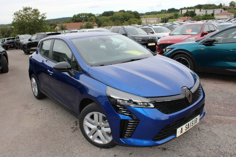 Photo Renault CLIO VI EVOLUTION DIESEL BLUEDCI 100 CV BOITE 6V CAMÃRA USB GPS LINK BLUETOOTH FULL LEDS Diesel BLEU IRON en vente chez Bougel transactions Renault CLIO VI EVOLUTION DIESEL BLUEDCI 100 CV BOITE 6V CAMÃRA USB GPS LINK BLUETOOTH FULL LEDS Diesel BLEU IRON Occasion à vendre