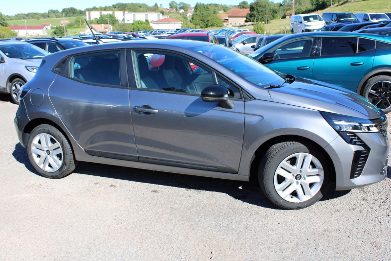Photo 3 de l'offre de RENAULT CLIO VI BLUE DCI 100 CV EVOLUTION GPS 3D CAMÃRA I-COKPIT CLIM RE FULL LED USB RÃGULATEUR à 20900€ chez Bougel transactions