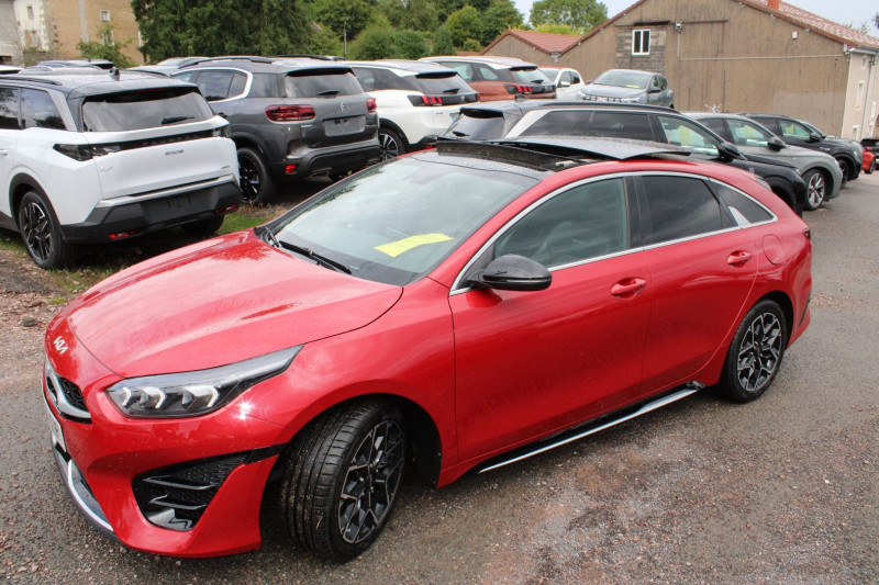 Photo 13 de l'offre de KIA PROCEED 1L5 T-GDI 160 CV DCT7 GT LINE BOITE AUTO CAMÃRA TOIT OUVRANT CUIR GPS 3D USB à 23900€ chez Bougel transactions