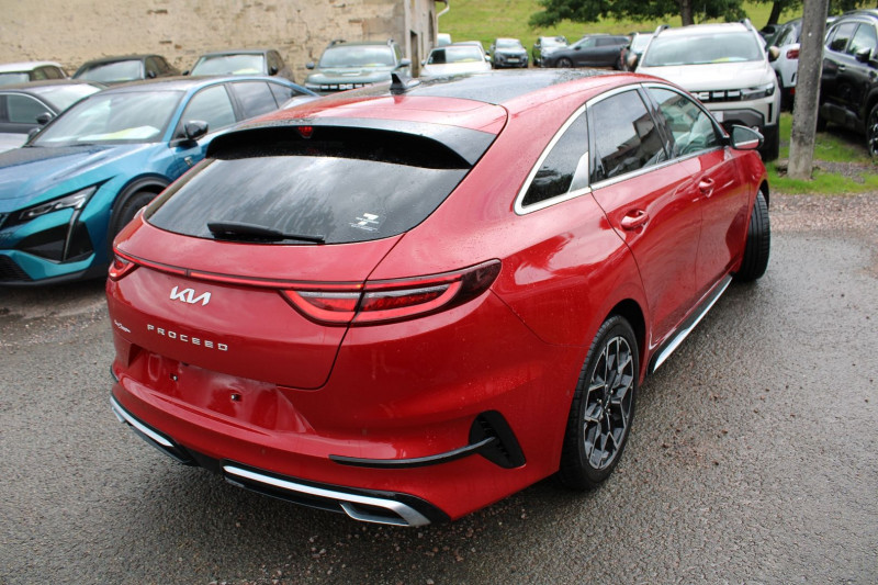 Photo 4 de l'offre de KIA PROCEED 1L5 T-GDI 160 CV DCT7 GT LINE BOITE AUTO CAMÃRA TOIT OUVRANT CUIR GPS 3D USB à 23900€ chez Bougel transactions