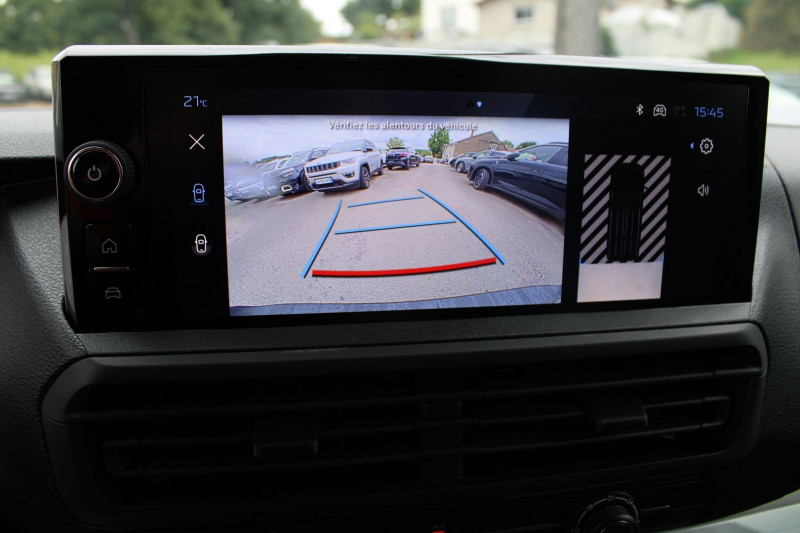 Photo 11 de l'offre de PEUGEOT EXPERT 5 AFFAIRE 2L HDI 145 CV GPS CARPLAY CAMÃRA USB RÃGULATEUR BLUETOOTH TVA=24085 E HT à 28900€ chez Bougel transactions