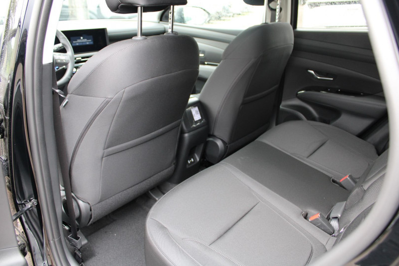 Photo 11 de l'offre de HYUNDAI TUCSON 5 FEEL T-GDI 215 CV HYBRIDE GPS 3D CAMÃRA USB JA 17 I-COKPIT FULL LED BOITE AUTO à 33800€ chez Bougel transactions