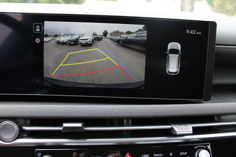 Photo 13 de l'offre de HYUNDAI TUCSON 5 FEEL T-GDI 215 CV HYBRIDE GPS 3D CAMÃRA USB JA 17 I-COKPIT FULL LED BOITE AUTO à 33800€ chez Bougel transactions
