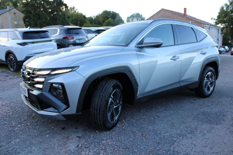 Photo 6 de l'offre de HYUNDAI TUCSON 5 FEEL T-GDI 215 CV HYBRIDE GPS 3D CAMÃRA USB JA 17 I-COKPIT FULL LED BOITE AUTO à 33800€ chez Bougel transactions