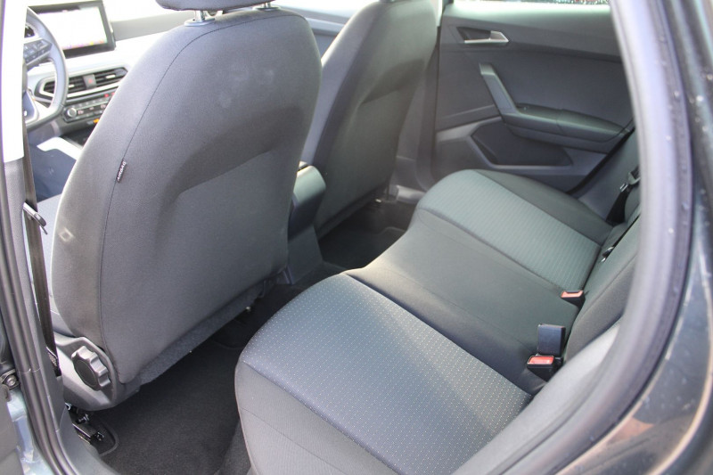 Photo 9 de l'offre de SEAT ARONA MOVE TSI 110 CV USB GPS 3D I-COKPIT JA 16 RÃGULATEUR FULL LED BOITE AUTO DSG-7 à 18990€ chez Bougel transactions