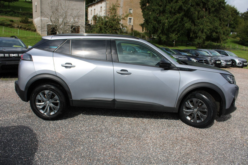 Photo 2 de l'offre de PEUGEOT 2008 III STYLE 130 CV ESSENCE GPS MIROR LINK CAMÃRA AUDIO USB JA 16 BLUETOOTH RÃGULATEUR à 12990€ chez Bougel transactions