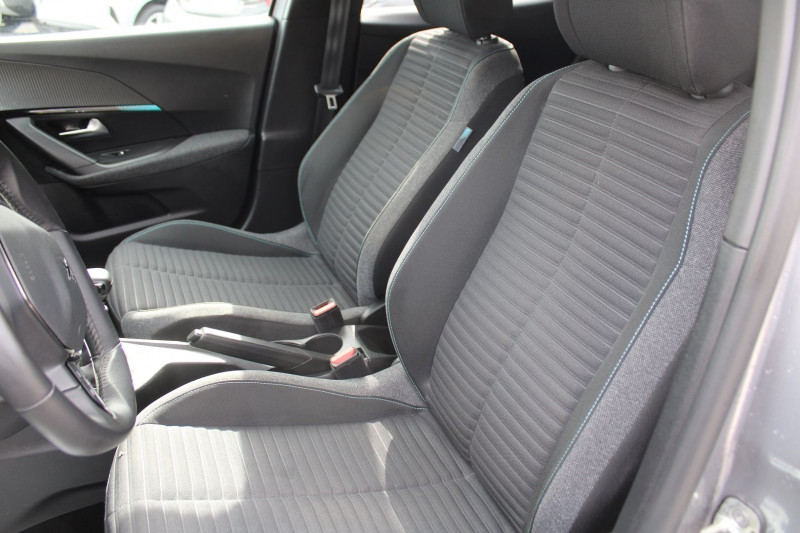 Photo 11 de l'offre de PEUGEOT 2008 III STYLE 130 CV ESSENCE GPS MIROR LINK CAMÃRA AUDIO USB JA 16 BLUETOOTH RÃGULATEUR à 12990€ chez Bougel transactions